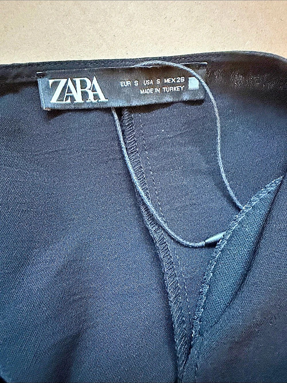 Zara Black Blouse Size Small Like New - Picture 3 of 3